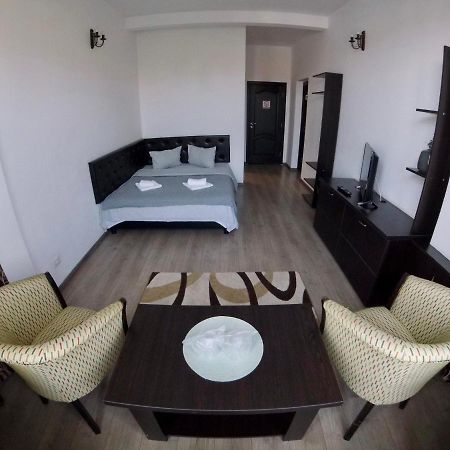 Cochet Accommodation Пьятра-Нямц Экстерьер фото