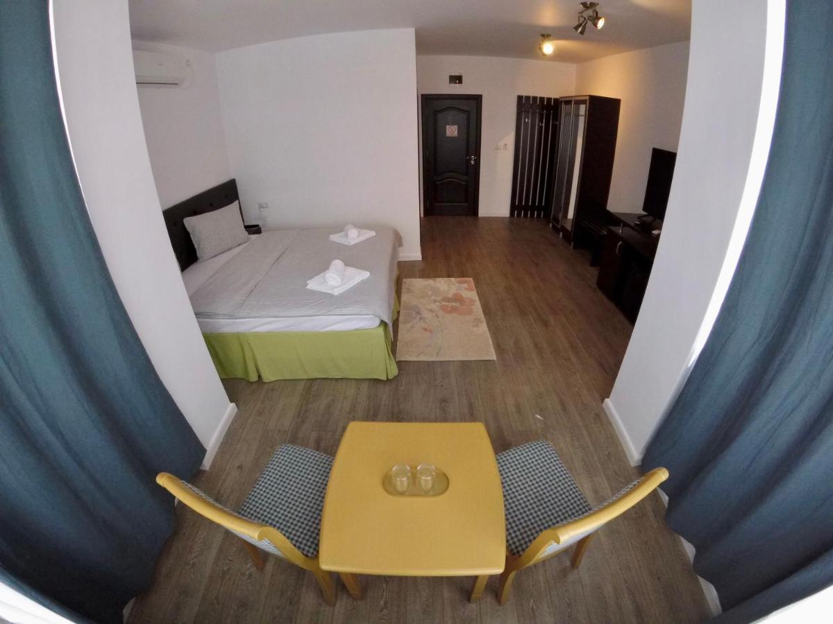 Cochet Accommodation Пьятра-Нямц Экстерьер фото