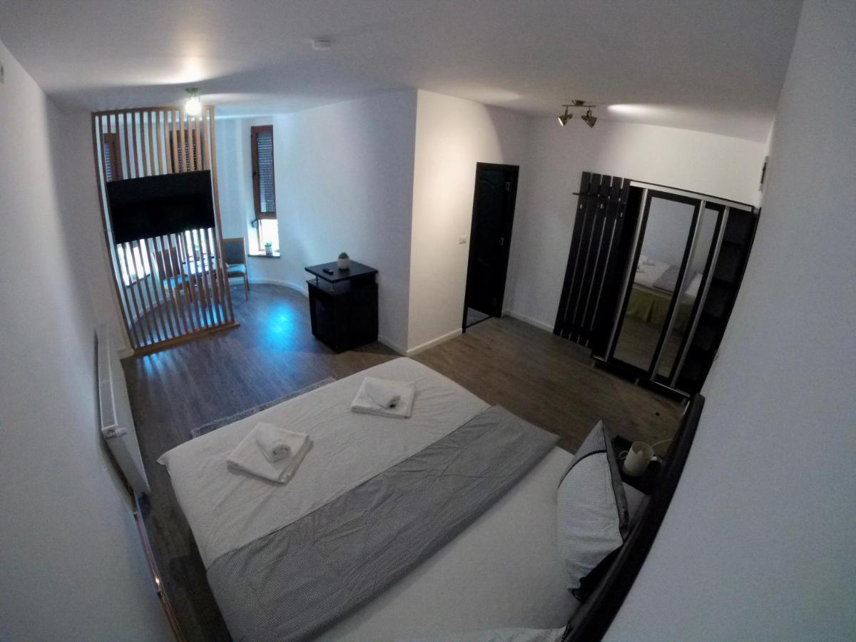 Cochet Accommodation Пьятра-Нямц Экстерьер фото